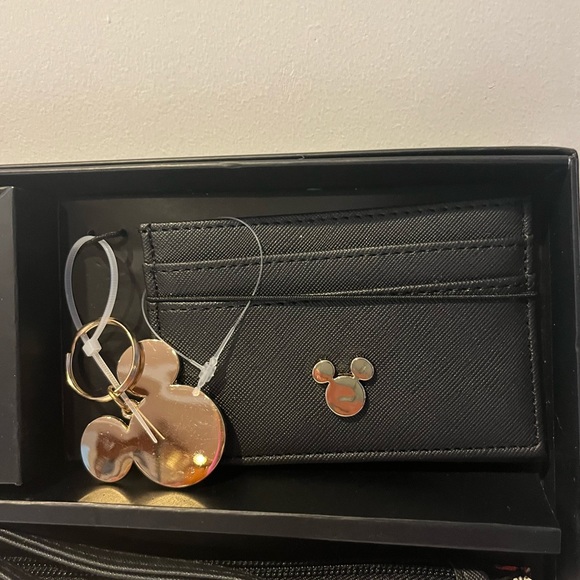 Mickey Mouse 3 piece gift-set Wristlet , Card Holder, and keychain in gift box - Picture 3 of 4